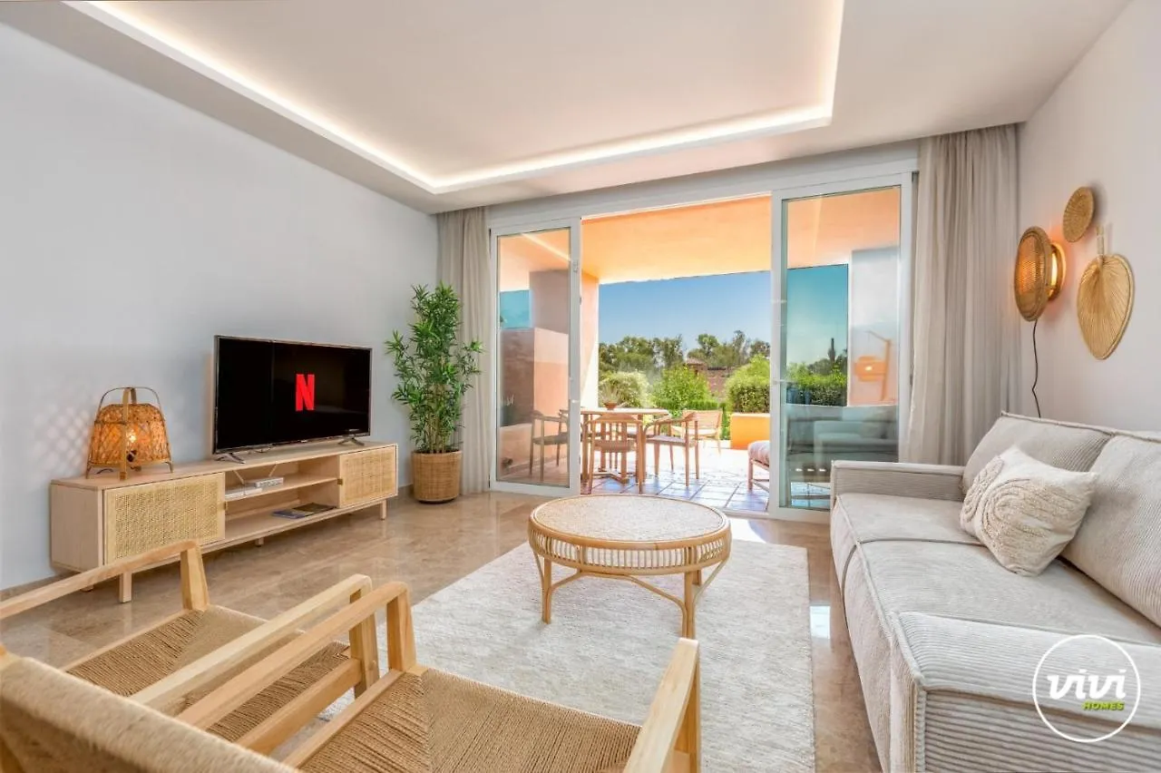 Vivi Homes - Boho Sunrise Alminar Pool, Garden & Terrace Marbella Apartment