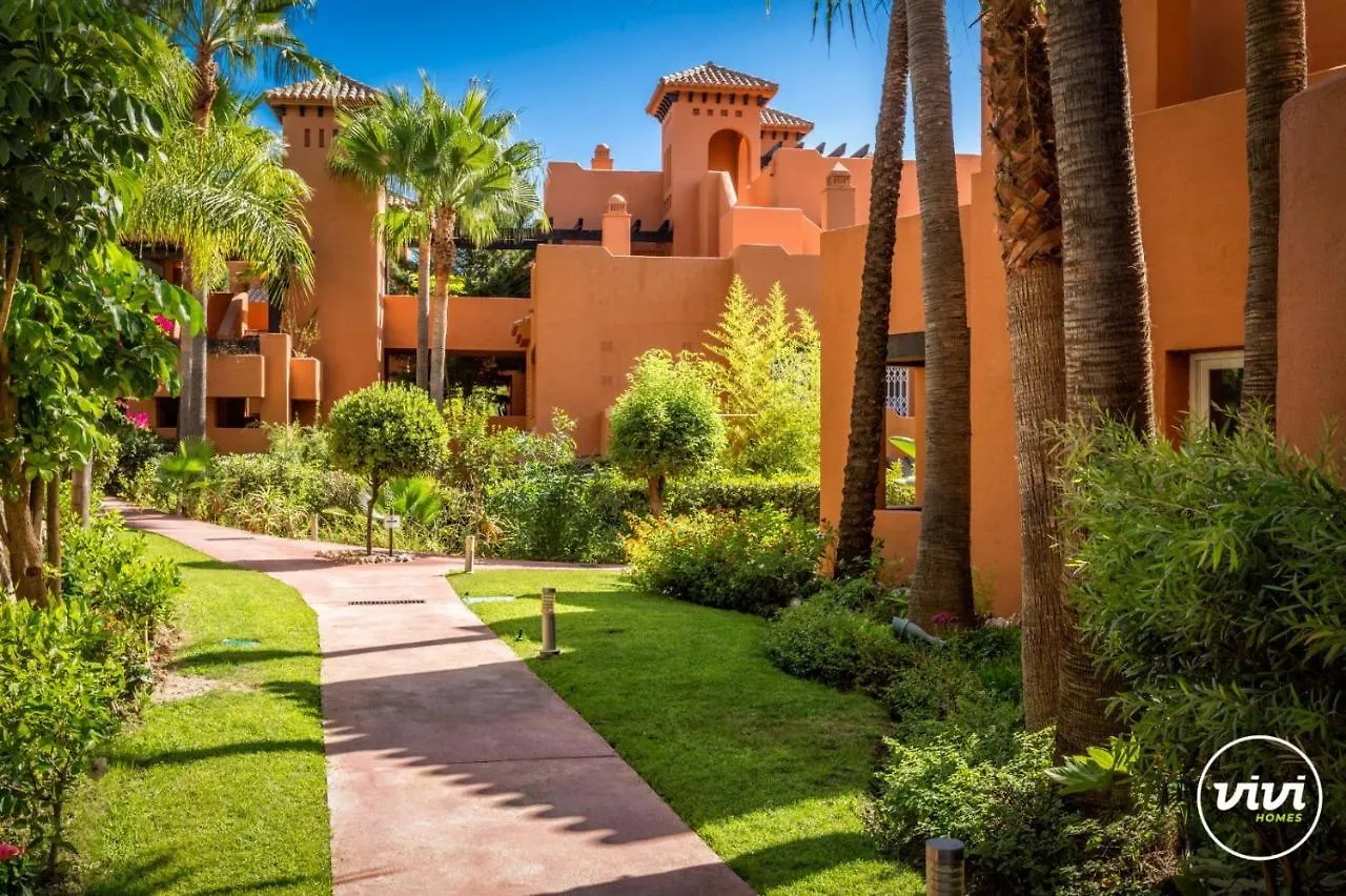 Vivi Homes - Boho Sunrise Alminar Pool, Garden & Terrace Marbella Apartment