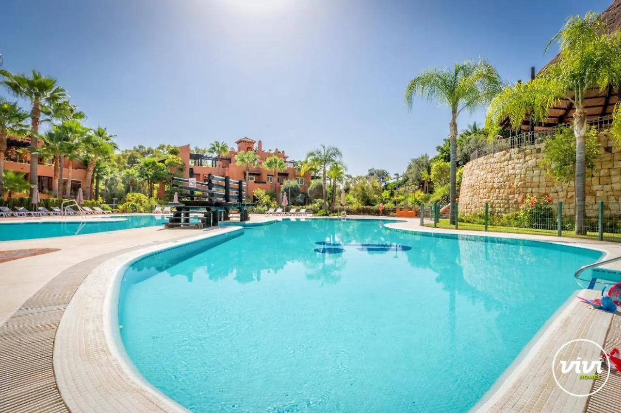 Apartment Vivi Homes - Boho Sunrise Alminar Pool, Garden & Terrace Marbella